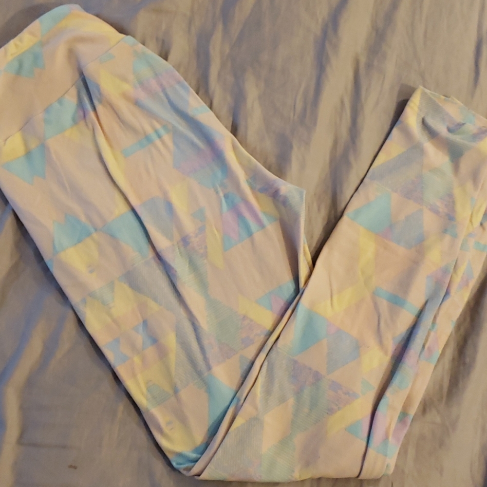 Lula roe one size gently used leggings light pink